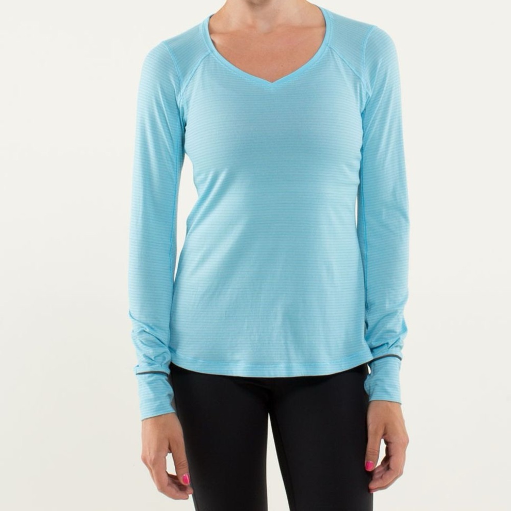 Lululemon 🍋 Race Me Long Sleeve in Heathered Blue Moon Size 2